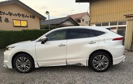 Toyota Harrier, 2020 год, 2 400 000 рублей, 7 фотография