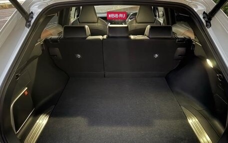 Toyota Harrier, 2020 год, 2 400 000 рублей, 13 фотография