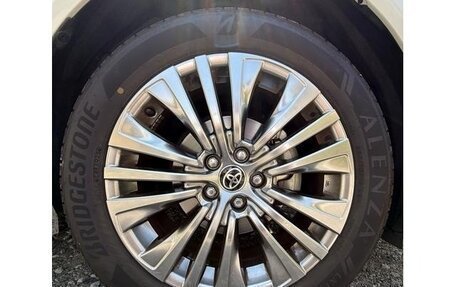 Toyota Harrier, 2020 год, 2 400 000 рублей, 26 фотография