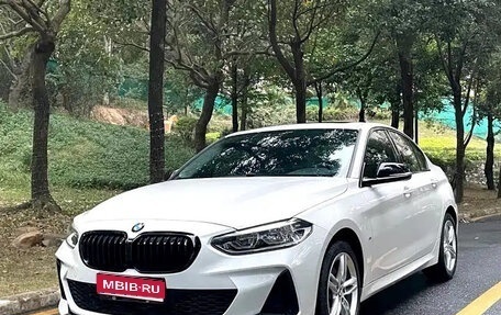 BMW 1 серия, 2022 год, 1 600 999 рублей, 1 фотография