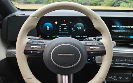 Hyundai Kona, 2023 год, 2 200 000 рублей, 8 фотография