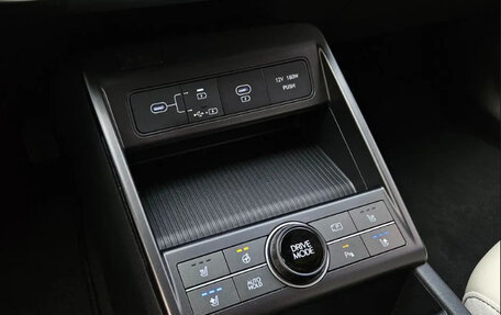 Hyundai Kona, 2023 год, 2 200 000 рублей, 11 фотография