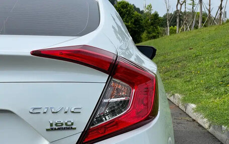 Honda Civic IX, 2021 год, 1 350 000 рублей, 9 фотография