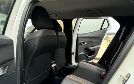 Peugeot 2008 II, 2021 год, 1 210 000 рублей, 6 фотография