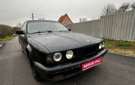 BMW 5 серия, 1989 год, 130 000 рублей, 1 фотография