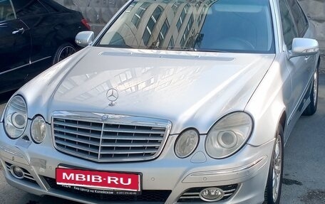 Mercedes-Benz E-Класс, 2008 год, 1 300 000 рублей, 1 фотография
