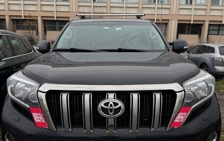 Toyota Land Cruiser Prado 150 рестайлинг 2, 2014 год, 3 650 000 рублей, 1 фотография