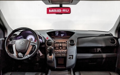 Honda Pilot III рестайлинг, 2013 год, 2 400 000 рублей, 14 фотография