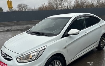 Hyundai Solaris II рестайлинг, 2013 год, 950 000 рублей, 1 фотография