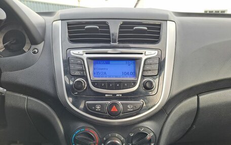 Hyundai Solaris II рестайлинг, 2012 год, 629 000 рублей, 18 фотография