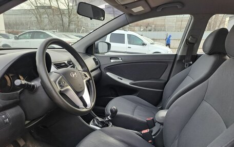 Hyundai Solaris II рестайлинг, 2012 год, 629 000 рублей, 20 фотография