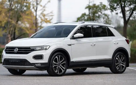 Volkswagen T-Roc I, 2021 год, 1 650 213 рублей, 1 фотография