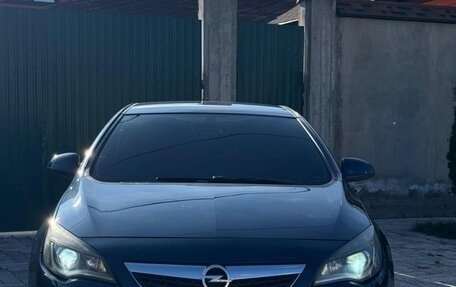 Opel Astra J, 2011 год, 650 000 рублей, 1 фотография