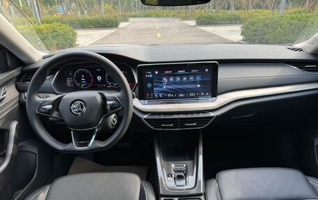 Skoda Octavia IV, 2022 год, 1 800 000 рублей, 9 фотография