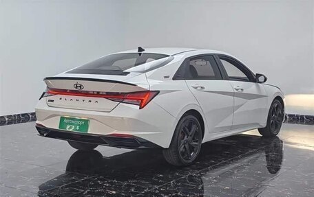 Hyundai Elantra, 2022 год, 1 500 000 рублей, 6 фотография