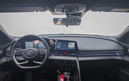 Hyundai Elantra, 2022 год, 1 500 000 рублей, 13 фотография