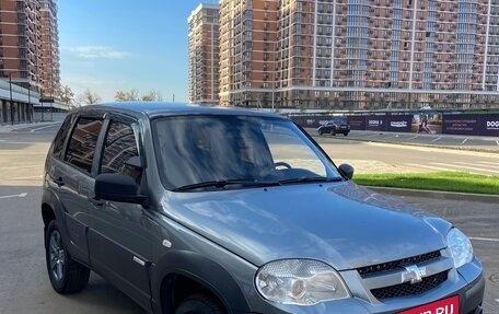 Chevrolet Niva I рестайлинг, 2013 год, 520 000 рублей, 1 фотография