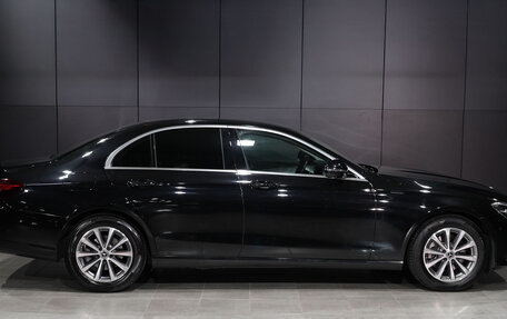 Mercedes-Benz E-Класс, 2021 год, 2 475 000 рублей, 4 фотография