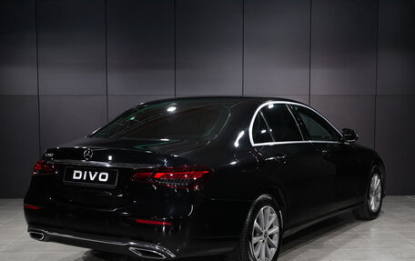 Mercedes-Benz E-Класс, 2021 год, 2 475 000 рублей, 5 фотография