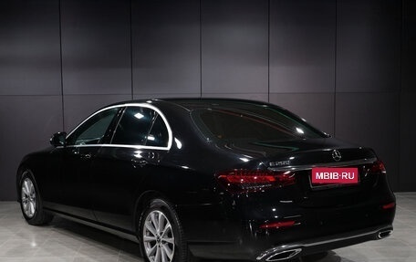 Mercedes-Benz E-Класс, 2021 год, 2 475 000 рублей, 7 фотография
