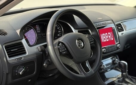 Volkswagen Touareg III, 2015 год, 2 750 000 рублей, 15 фотография