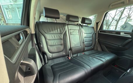 Volkswagen Touareg III, 2015 год, 2 750 000 рублей, 22 фотография