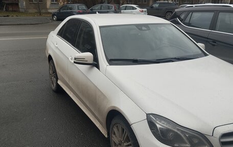 Mercedes-Benz E-Класс, 2014 год, 2 100 000 рублей, 2 фотография