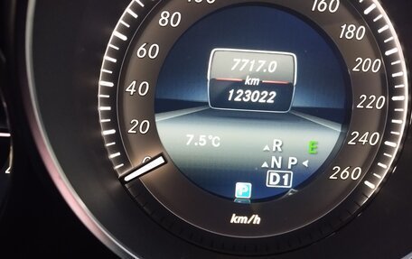 Mercedes-Benz E-Класс, 2014 год, 2 100 000 рублей, 10 фотография