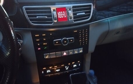 Mercedes-Benz E-Класс, 2014 год, 2 100 000 рублей, 11 фотография