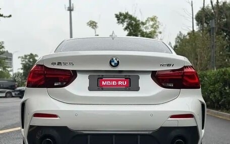 BMW 1 серия, 2022 год, 1 894 000 рублей, 6 фотография