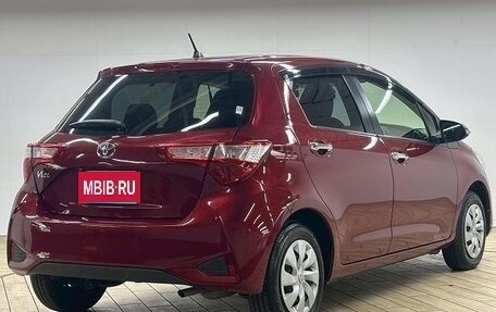 Toyota Vitz, 2019 год, 990 000 рублей, 8 фотография