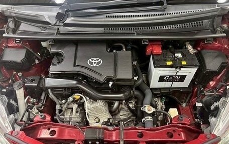 Toyota Vitz, 2019 год, 990 000 рублей, 24 фотография