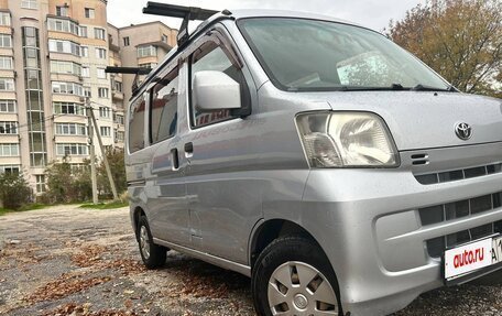 Toyota Pixis Van I, 2013 год, 700 000 рублей, 2 фотография