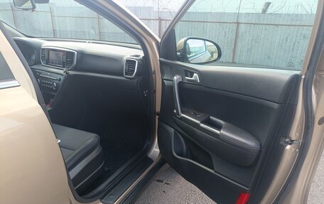 KIA Sportage IV рестайлинг, 2019 год, 2 150 000 рублей, 18 фотография