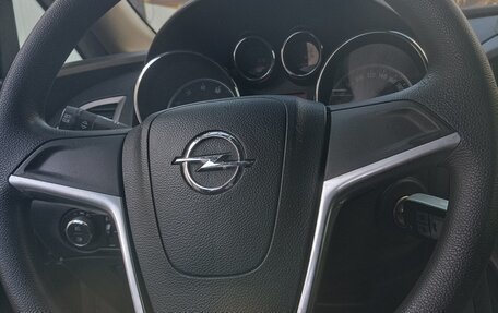 Opel Astra J, 2011 год, 735 000 рублей, 11 фотография