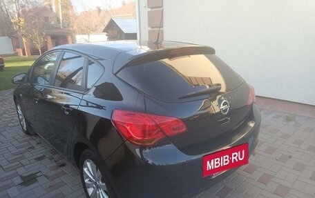 Opel Astra J, 2011 год, 735 000 рублей, 6 фотография