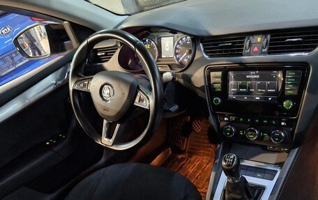 Skoda Octavia, 2015 год, 1 489 000 рублей, 2 фотография