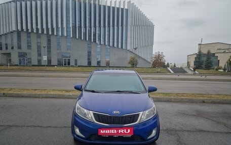 KIA Rio III рестайлинг, 2013 год, 520 000 рублей, 2 фотография