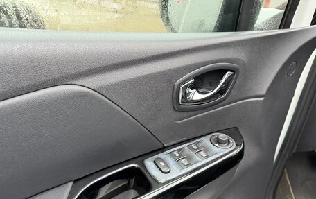 Renault Kaptur I рестайлинг, 2017 год, 935 000 рублей, 8 фотография