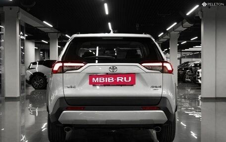 Toyota RAV4, 2025 год, 4 180 000 рублей, 6 фотография