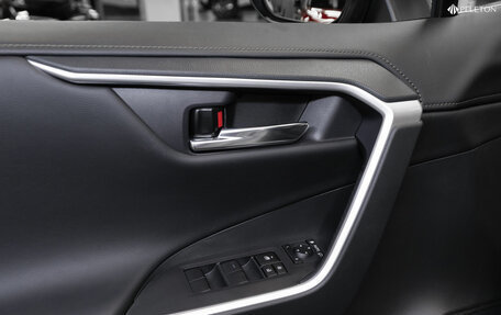 Toyota RAV4, 2025 год, 4 180 000 рублей, 20 фотография