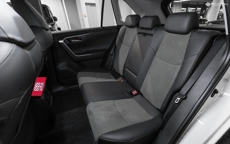 Toyota RAV4, 2025 год, 4 180 000 рублей, 13 фотография