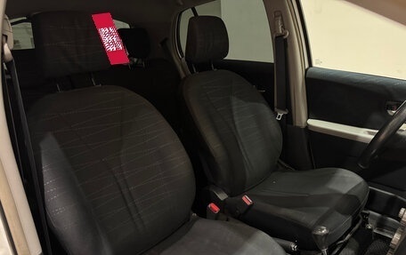 Toyota Yaris III рестайлинг, 2007 год, 630 000 рублей, 27 фотография