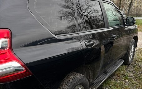 Toyota Land Cruiser Prado 150 рестайлинг 2, 2014 год, 3 650 000 рублей, 4 фотография