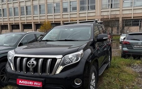 Toyota Land Cruiser Prado 150 рестайлинг 2, 2014 год, 3 650 000 рублей, 3 фотография