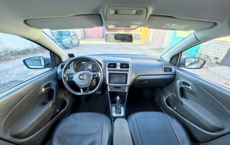 Volkswagen Polo VI (EU Market), 2017 год, 1 300 000 рублей, 15 фотография