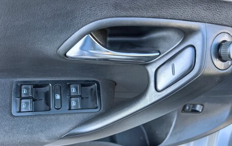 Volkswagen Polo VI (EU Market), 2017 год, 1 300 000 рублей, 18 фотография