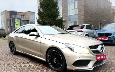 Mercedes-Benz E-Класс, 2016 год, 2 250 000 рублей, 3 фотография