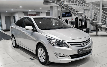 Hyundai Solaris II рестайлинг, 2016 год, 899 000 рублей, 3 фотография