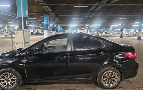 Hyundai Solaris II рестайлинг, 2013 год, 500 000 рублей, 4 фотография